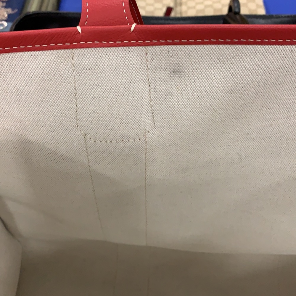 Goyard Red Limited Edition Jumbo Tote Bag with Dog Reading a Book Design - Picture 3 of 7